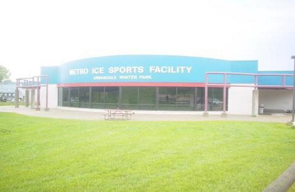 5 Ways To Enjoy Metro Ice Sports Facility