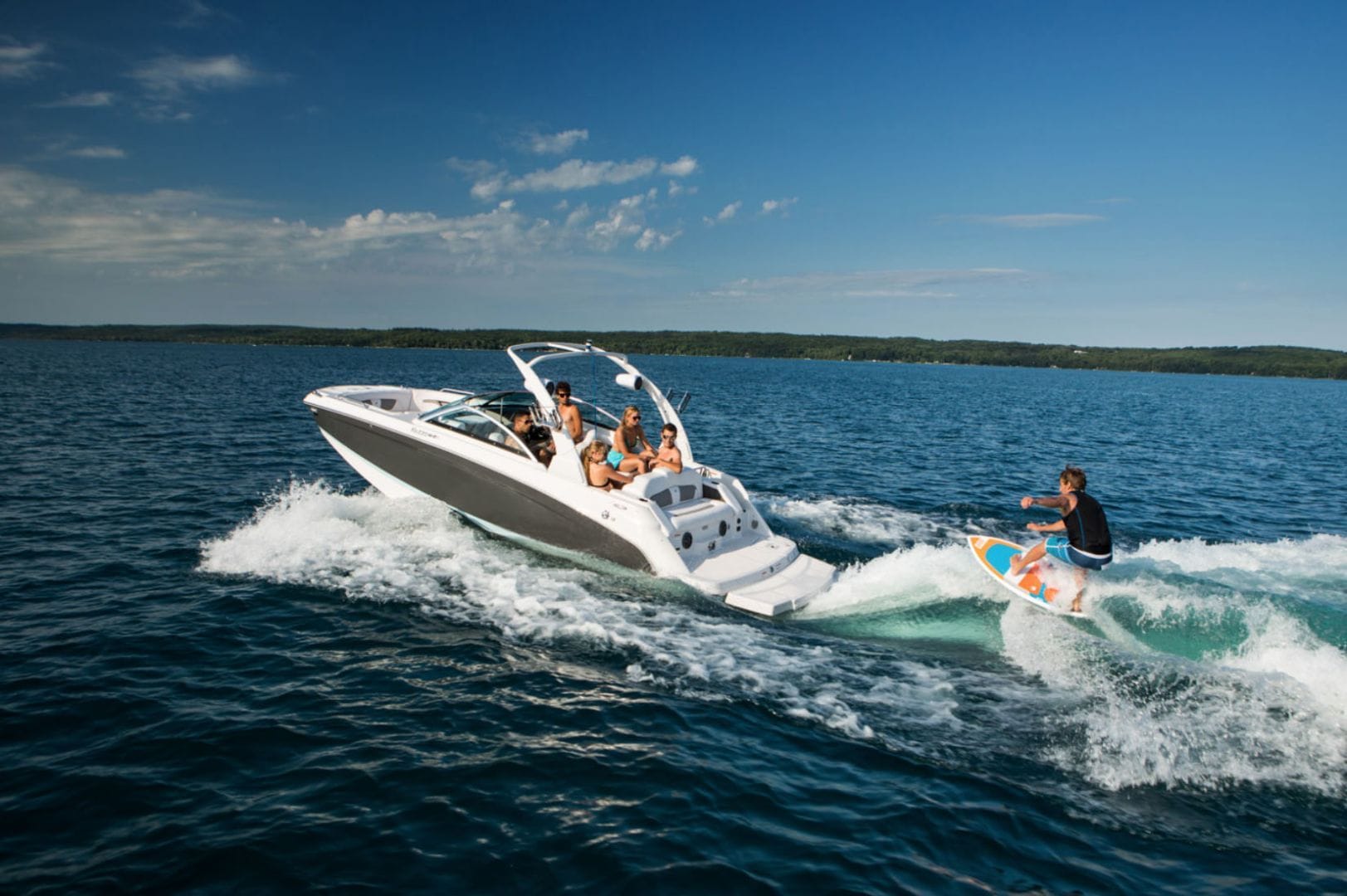 7 Ways To Enjoy Your Boat At A Sport Marina