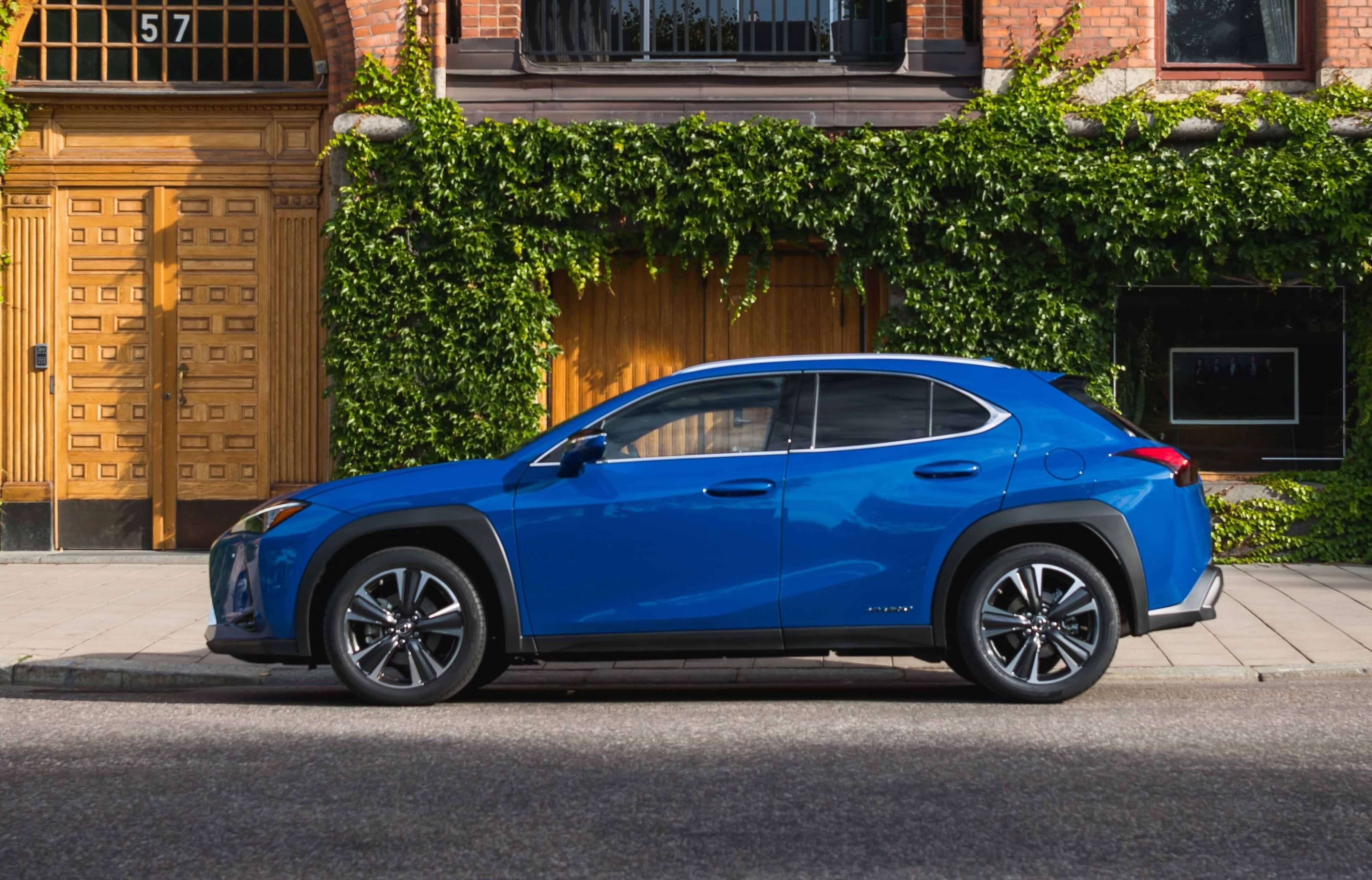 Lexus UX F Sport Safety